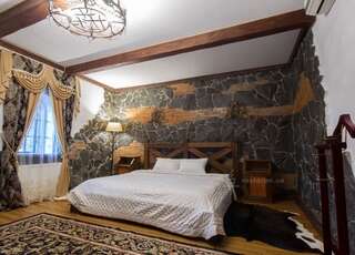 Отель Hotel Fortetsya Hetmana Киев Номер Делюкс-2